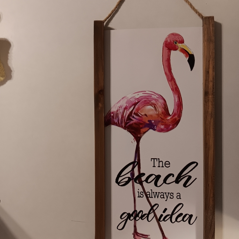 Pink flamingo wall decor